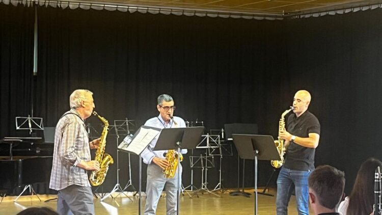 Horarios de clases de PEQUES